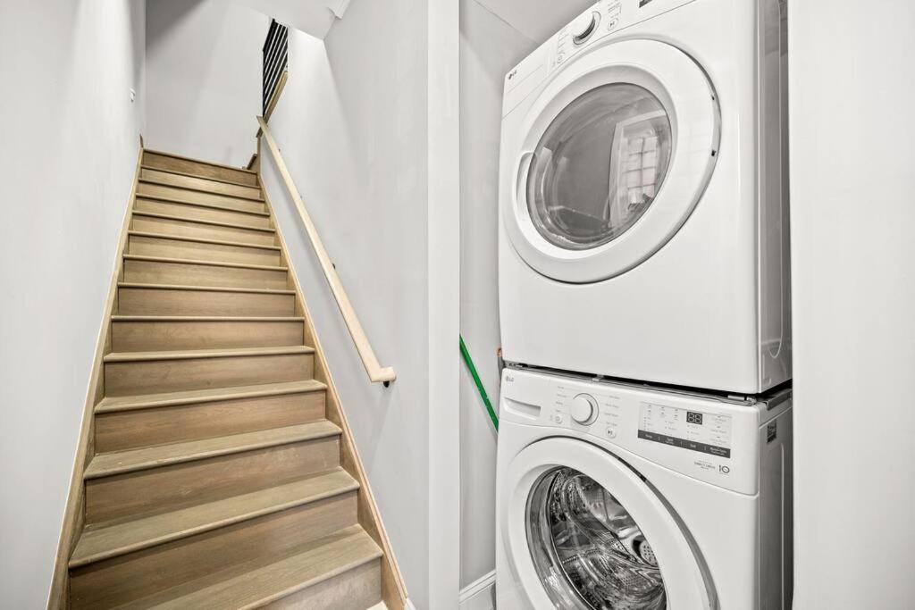 New! Cozy Apt In Center City! Philadelphia Eksteriør billede